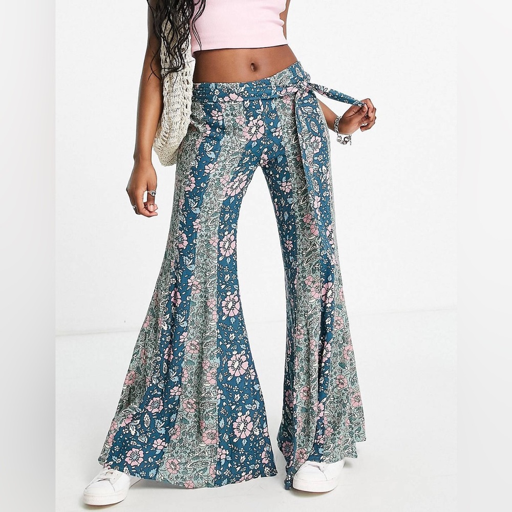 NWT Free People Bali Sultry Boho Flare Pants - Size XS